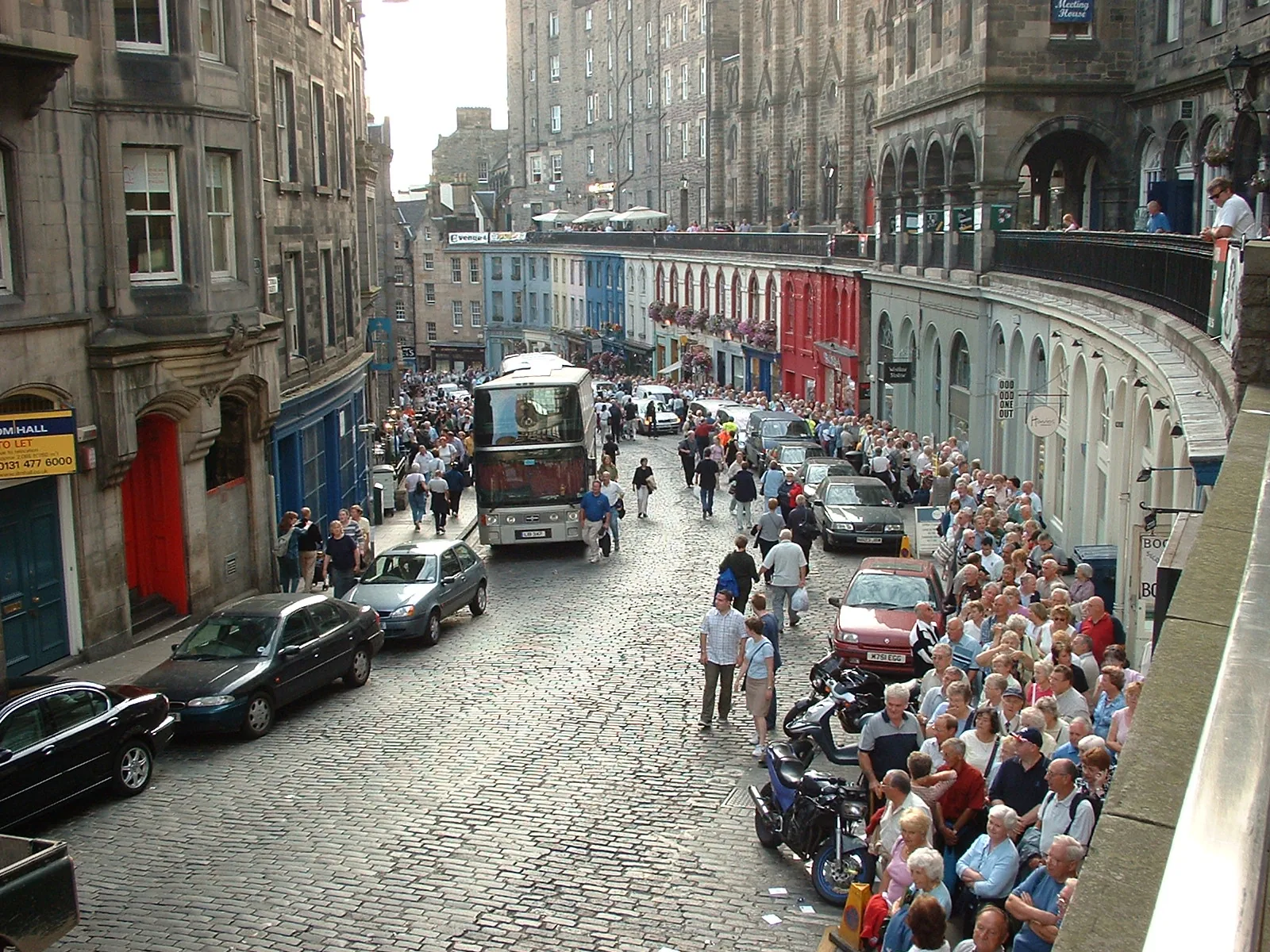 Tattoo 2003 01 waiting